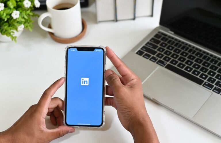 what is linkedin used for